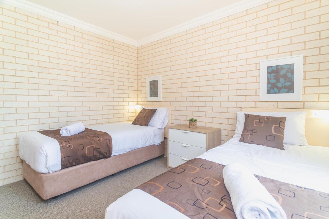 Santa Fe Motel And Holiday Units Lennox Head Zewnętrze zdjęcie
